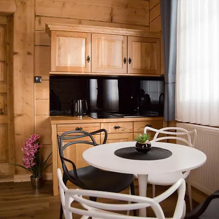 Stare Izby Sauna&jacuzzi Apartament *